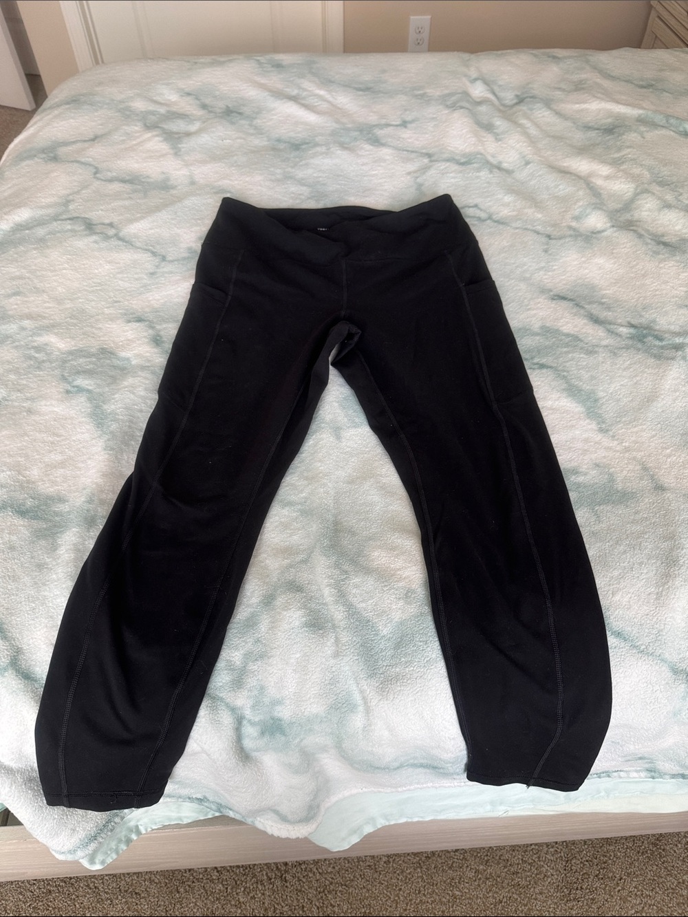 Yogalicious Black High-Rise Performance Leggings